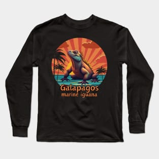 Galapagos marine iguana retro sunset vintage Long Sleeve T-Shirt